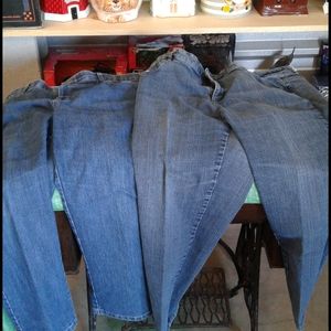 Womens blue jeans